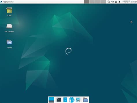 Debian 12 Bookworm : Xfce デスクトップ : Server World