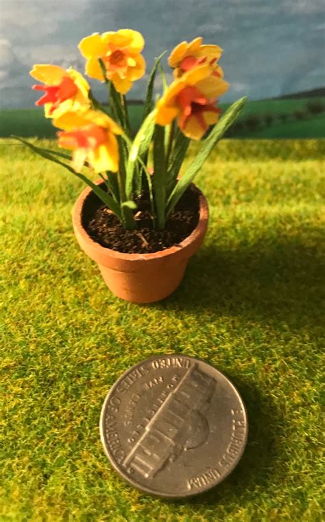 Daffodils Miniature 1:12 Scale - Etsy