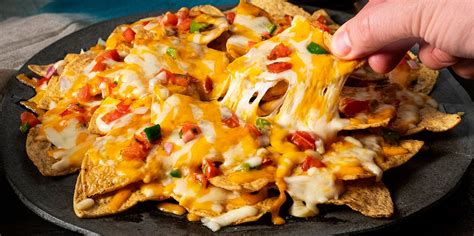 Creamy Nachos - Sargento® Foods Incorporated | Recipe | Easy appetizer ...