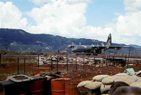 Khe Sanh Cb Airstrip With C 130 Landing Vietnam War Photos Vietnam ...