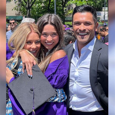 Kelly Ripa, Mark Consuelos celebrate daughter Lola's college graduation ...