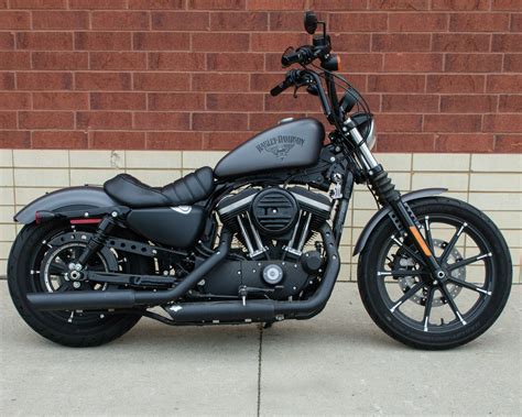 Pre-Owned 2017 Harley-Davidson Iron 883 in Fort Wayne #426641A | Harley ...