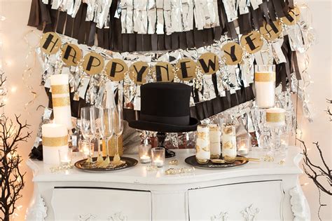 Festive and Fun new years decorations for the ultimate party atmosphere