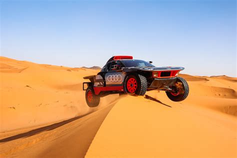 Petrolhead Corner - Audi seeks a Dakar win in the RS Q E-Tron E2