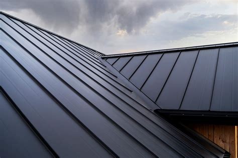 The Right Metal Roofing Materials for Your New Roof