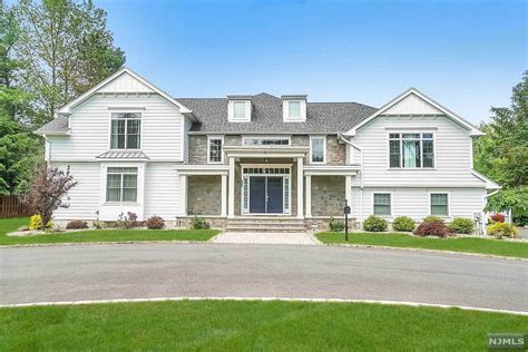 Livingston - Real Estate and Apartments for Sale | Christie's ...