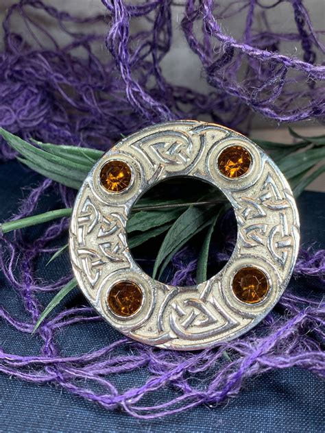 Celtic Knot Brooch, Celtic Pin, Irish Jewelry, Scotland Brooch, Wiccan ...