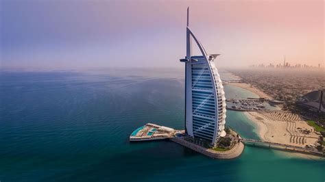 'World's most famous' helipad on Dubai's Burj al Arab turns 20 ...