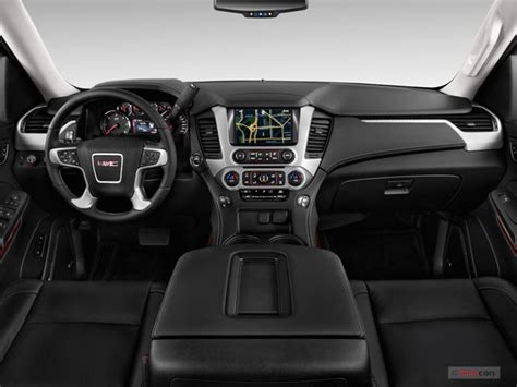 2020 GMC Yukon: 183 Interior Photos | U.S. News & World Report