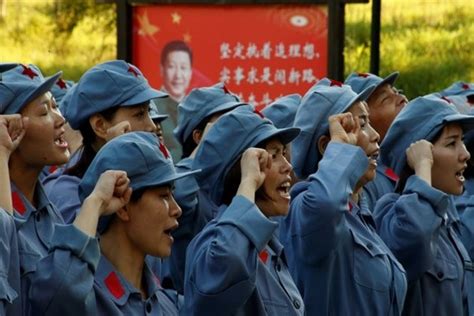 Communist Party of China keeps tight control over military