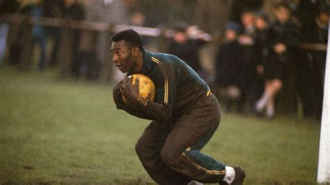 Pelé and his secret passion for becoming a goalkeeper - AS USA