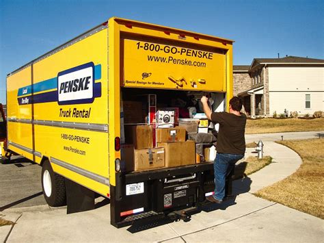 10 Best Moving Truck Rental Companies