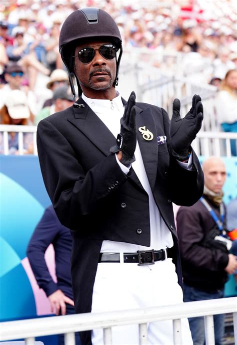 Snoop Dogg wears equestrian kit as he watches dressage at Paris ...