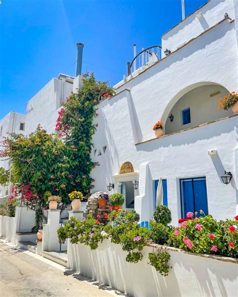 Where to Stay in Naxos: Beaches, Hotels & Villas · Eternal Expat