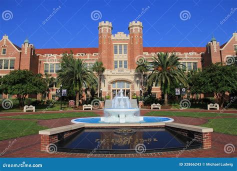 Florida State University Fountain Editorial Stock Photo - Image: 32866243