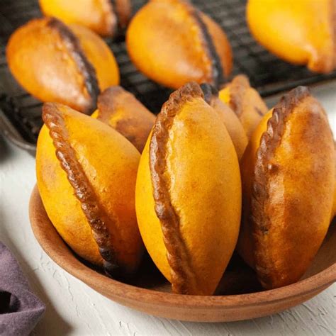 Bolivian Food Saltenas Recipe | Bryont Blog