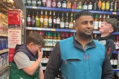 Wakey Wines owner walks off TikTok video after kids make Tesco joke in ...