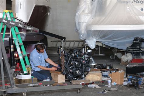 Boat Maintenance - Boat Repairs, Chicago Boat Repair, Boat Mechanic