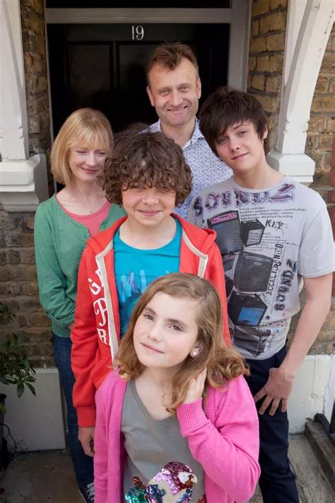 Outnumbered's Karen star looks very different as she poses in bikini 10 ...