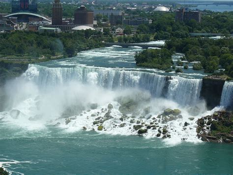 Guide to Surviving the Weather of Niagara Falls and Buffalo, NY