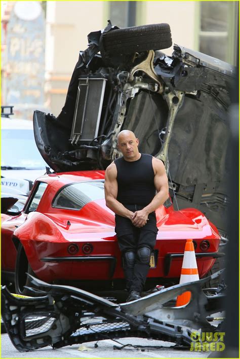 Vin Diesel Flexes His Muscles on 'Fast 8' Set!: Photo 3706291 | Vin ...