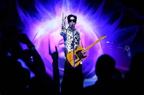 All You Need to Hear to Understand Prince Was a Genius | Observer