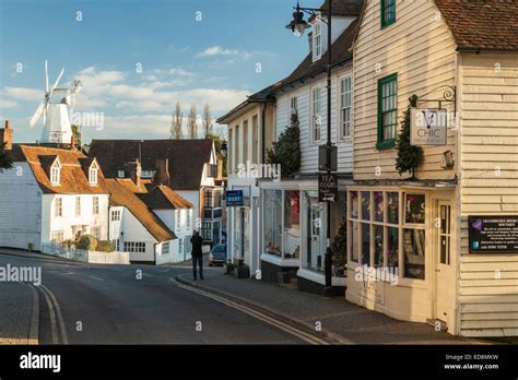 High street cranbrook kent hi-res stock photography and images - Alamy