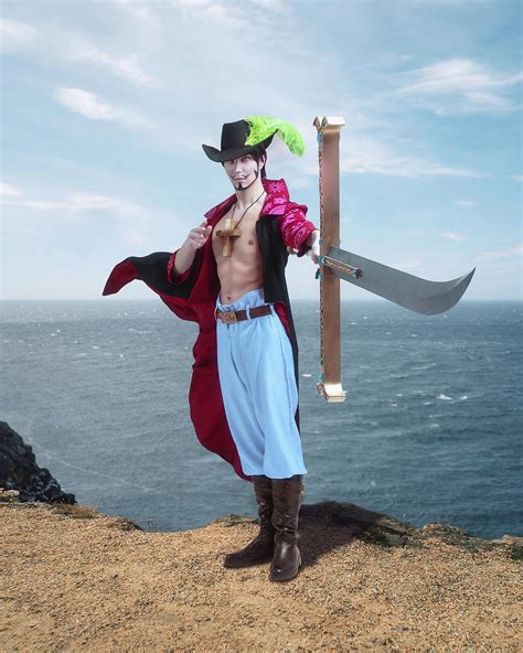 [self] Dracule Mihawk cosplay by Alex.Shtein : r/OnePiece