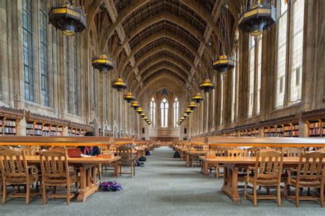 University Of Washington Seattle Logo - Mike dunne