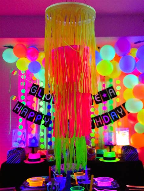 Neon Themed Decorations - Neon Party The Complete Party Guide - Neon ...