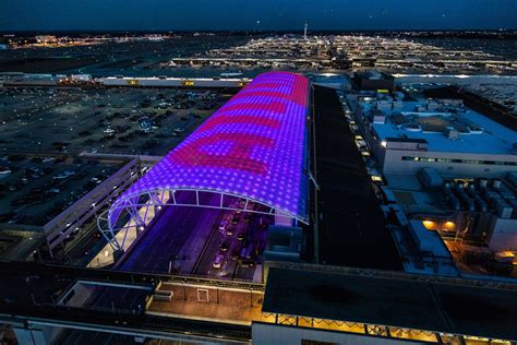 Hartsfield-Jackson Atlanta International Airport Canopy and ...