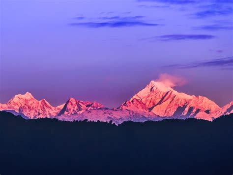 Sunrise over the Himalayas | Smithsonian Photo Contest | Smithsonian ...