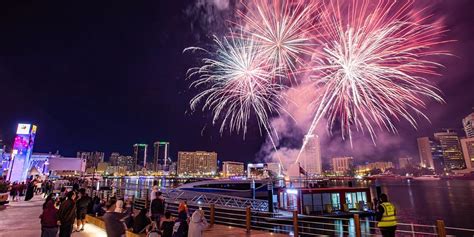 Where to Watch Dubai’s New Year's Eve Fireworks | Visit Dubai