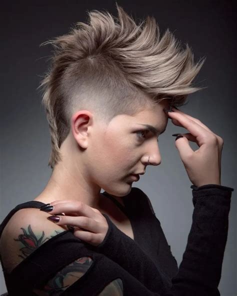 14 Edgy Female Mohawks to Rock in 2023