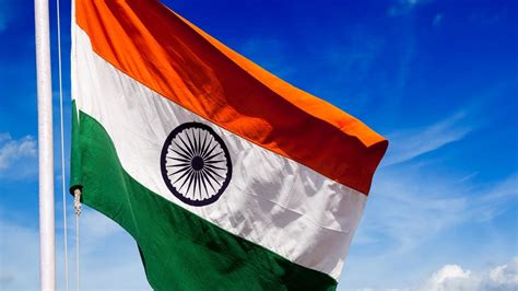 Salaam Tiranga: What is the Difference Between 26 January and 15 August ...