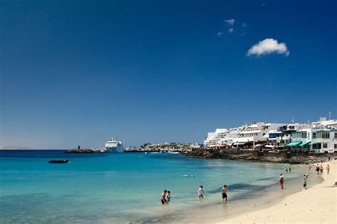 How to get to Playa Blanca from Lanzarote Airport | LanzaroteGuide.com