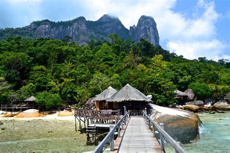 Top 3 Must Visit Islands in Malaysia - WeekendGoWhere