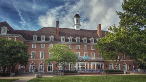 Visions of UIUC : Farewell to the University of Illinois Urbana ...