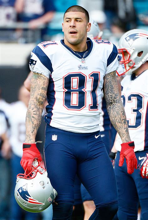 Aaron Hernandez Arrest Bulge