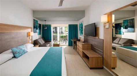 Riu Palace Tropical Bay from $223. Negril Hotel Deals & Reviews - KAYAK