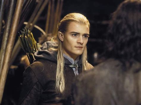 Orlando Bloom is Legolas! I love this scene from Two Towers. They ...