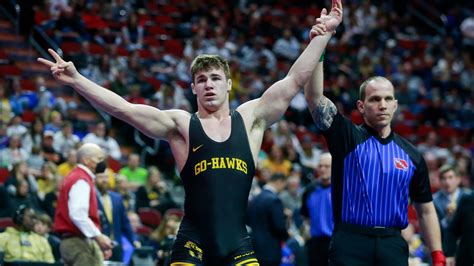 Two-time state champ from Waverly-Shell Rock commits to ISU wrestling