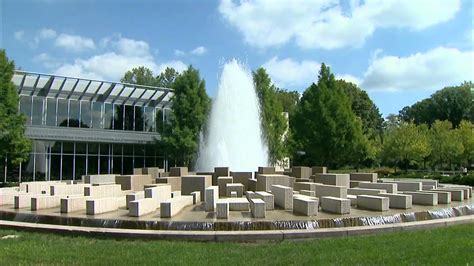 Indianapolis Museum of Art Gardens - YouTube