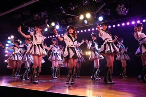 Crunchyroll - “AKB48 Theater” in Akihabara Welcomes 1,000,000th Visitor