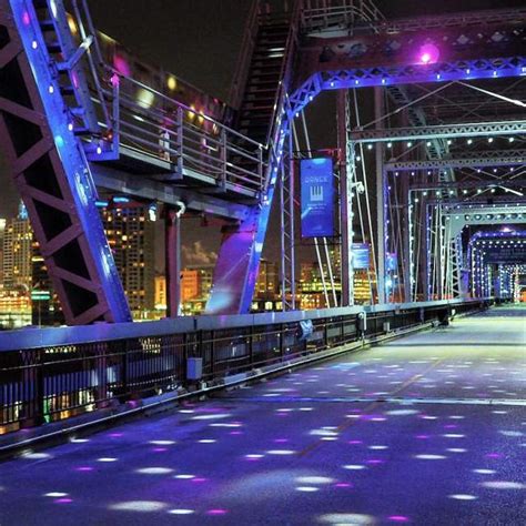 Purple People Bridge: Pedestrian Bridge Connecting Cincy to NKY