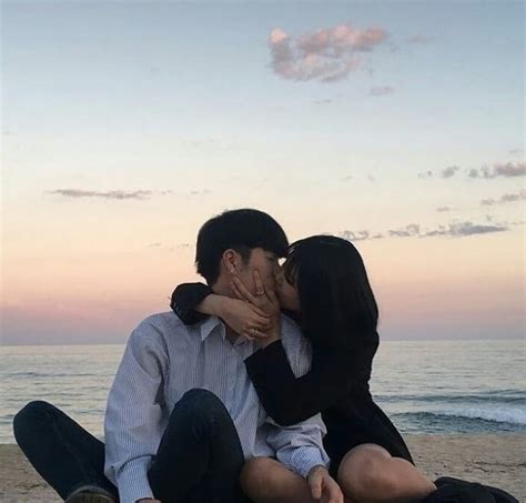 korean, couple and couple goals - image #6694096 on Favim.com