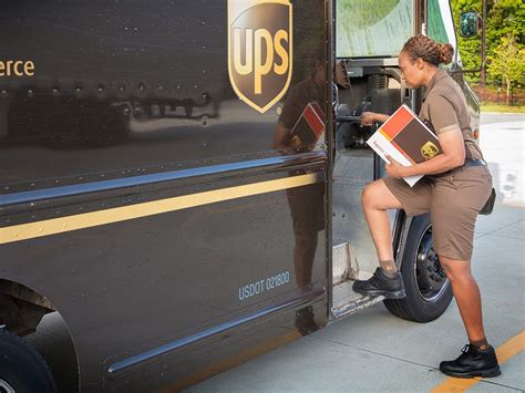 ups personal vehicle driver uniform - Rey Heaton