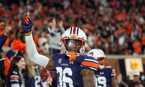 Football: Lindy’s Sports forecasts Auburn’s 2023 depth chart