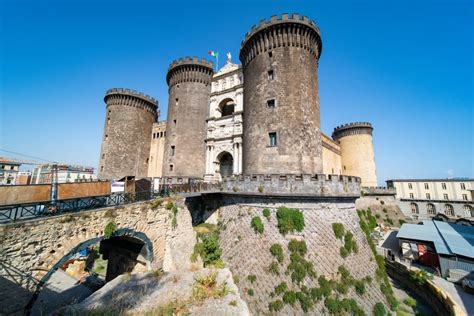 13 Breathtaking Medieval Castles in Europe to Visit | Celebrity Cruises