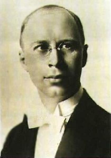 Biography of Sergei Prokofiev - PianoParadise ••